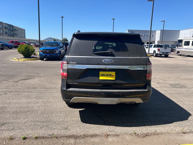 Used 2019 Ford Expedition Limited w/ Equipment Group 301A AWD/4WD image 4