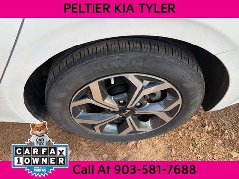 Certified 2021 Kia Forte LXS image 7