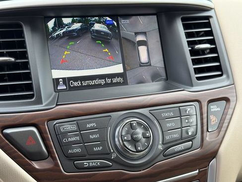 Used 2020 Nissan Pathfinder Platinum AWD/4WD image 30