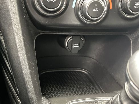 Used 2014 Dodge Dart SXT image 16