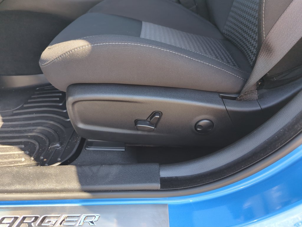 Used 2023 Dodge Charger R/T w/ Blacktop Package RWD image 12