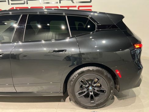 Used 2026 BMW iX xDrive45 w/ Premium Package image 6