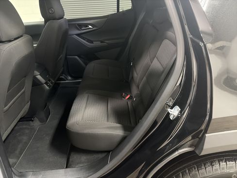 Used 2026 Chevrolet Equinox LT AWD/4WD image 24
