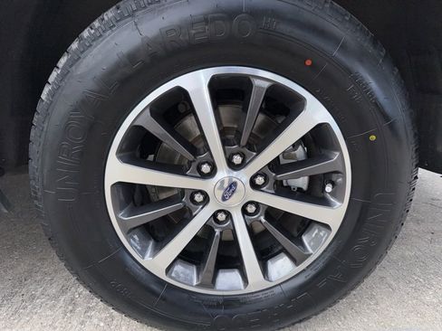 Used 2019 Ford Expedition XLT w/ Equipment Group 201A image 42