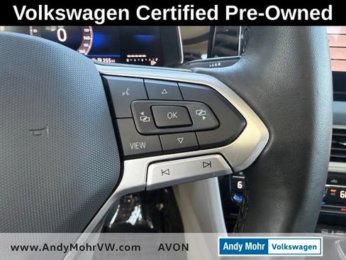 Used 2025 Volkswagen Jetta SE w/ Sunroof Package FWD image 20