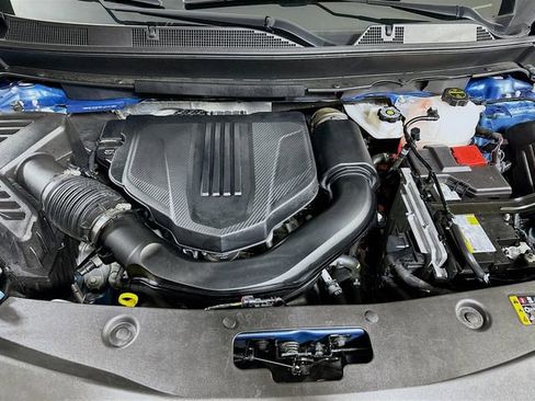 Certified 2025 Buick Enclave Avenir image 33