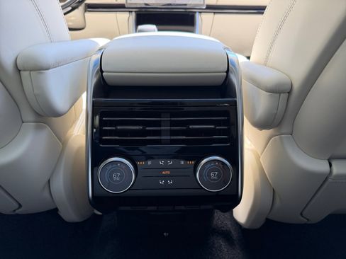 New 2026 Land Rover Range Rover SE AWD/4WD image 18