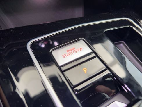 New 2026 Volkswagen Golf SE image 28