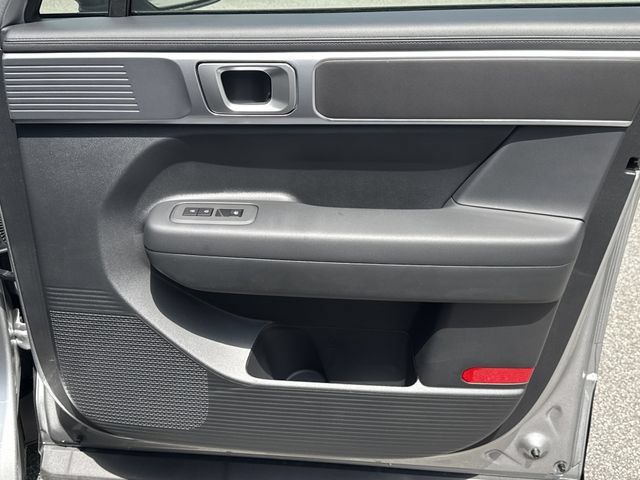 New 2026 Hyundai Santa Fe SE FWD image 16