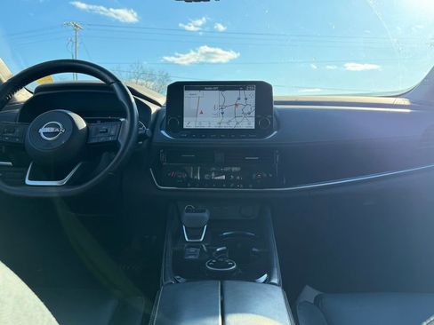 Used 2023 Nissan Rogue SL w/ SL Premium Package image 17