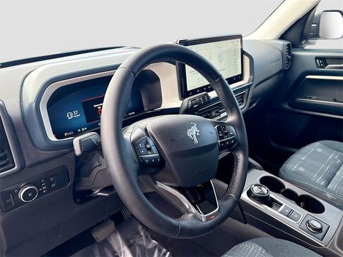 Used 2025 Ford Bronco Sport Heritage w/ Convenience Package image 9