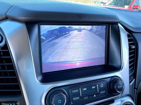 Used 2018 Chevrolet Tahoe LT image 23