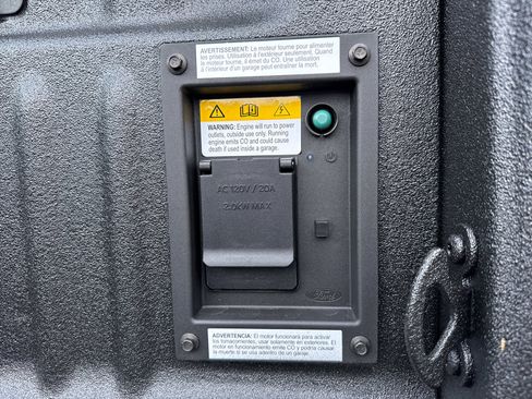 New 2026 Ford F250 Lariat w/ Black Appearance Package image 7