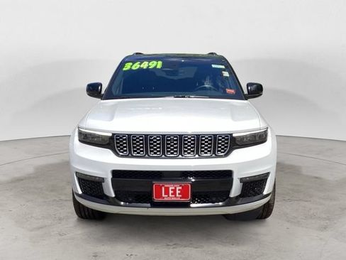 Used 2023 Jeep Grand Cherokee L Summit w/ Luxury Tech Group V AWD/4WD image 8