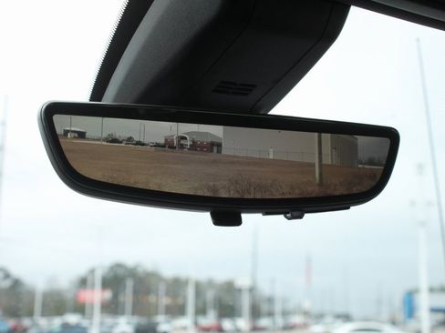 Used 2020 GMC Sierra 1500 AT4 w/ AT4 Premium Package image 16