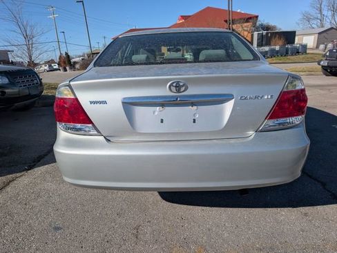 Used 2006 Toyota Camry image 4