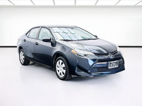 Used 2019 Toyota Corolla LE w/ Carpet Mat Package (TMS) FWD image 3