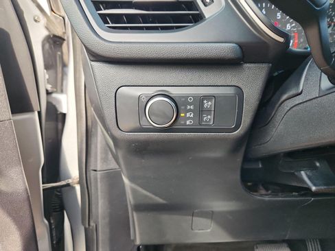 Used 2022 Ford Escape SE FWD image 17