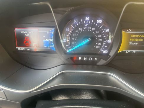 Used 2018 Ford Fusion Titanium image 5