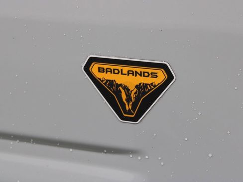 Used 2022 Ford Bronco Sport Badlands AWD/4WD image 11
