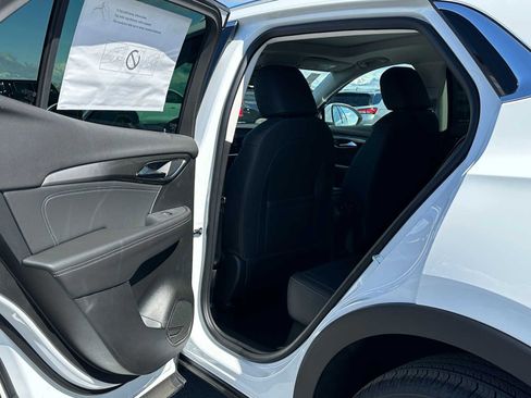 New 2025 Buick Envision Preferred image 17