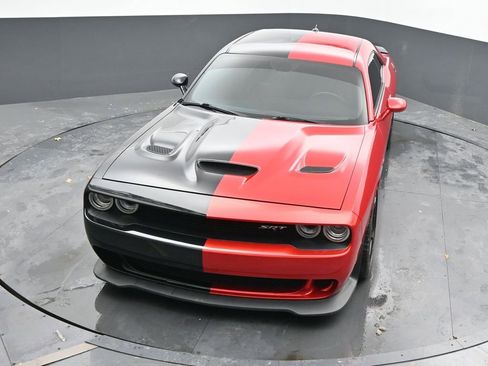 Used 2016 Dodge Challenger SRT Hellcat image 57