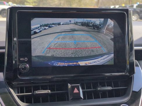 Used 2024 Toyota Corolla LE image 21