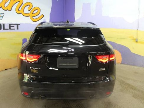 Used 2019 Jaguar F-PACE R-Sport AWD/4WD image 7