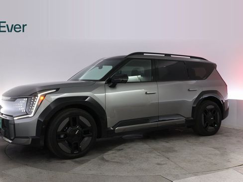 Used 2024 Kia EV9 GT-Line AWD/4WD image 15