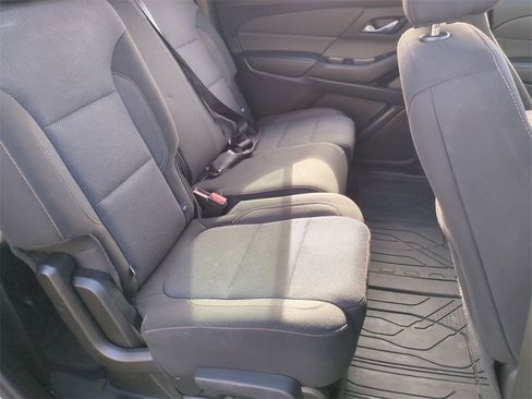 Certified 2021 Chevrolet Traverse LS w/ LPO, Floor Liner Package image 26