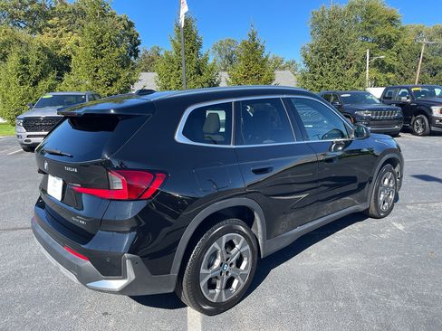 Used 2023 BMW X1 xDrive28i image 8