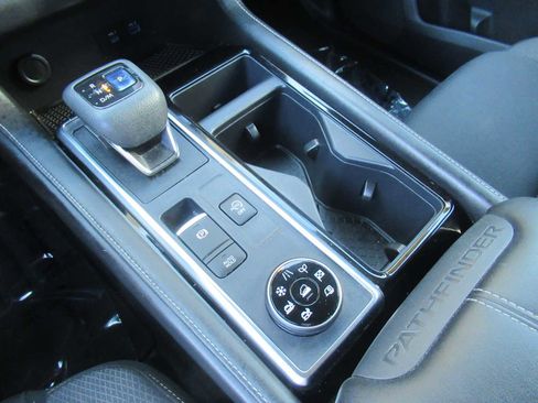 Used 2022 Nissan Pathfinder S w/ Cargo Package image 33