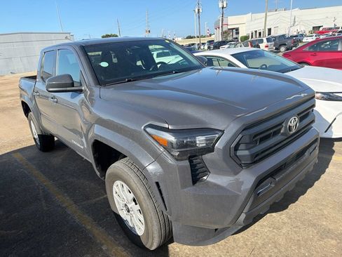 Used 2024 Toyota Tacoma SR5 AWD/4WD image 6
