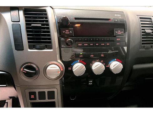 Used 2010 Toyota Tundra Grade 5.7L V8 w/FFV (A6) image 30