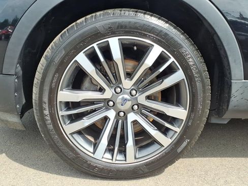 Used 2016 Ford Explorer Platinum AWD/4WD image 26
