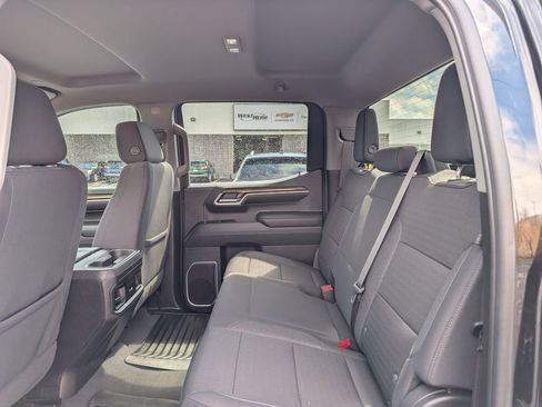 Used 2023 Chevrolet Silverado 1500 RST w/ Z71 Off-Road Package image 10