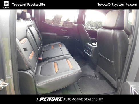 Used 2022 GMC Sierra 1500 AT4 w/ AT4 Premium Package AWD/4WD image 5