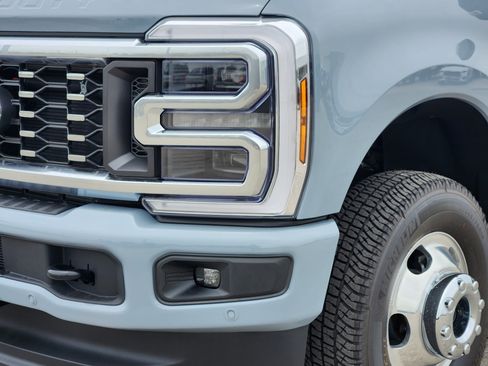 New 2026 Ford F350 Platinum AWD/4WD image 6