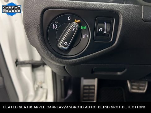 Used 2019 Volkswagen Golf Alltrack S image 16