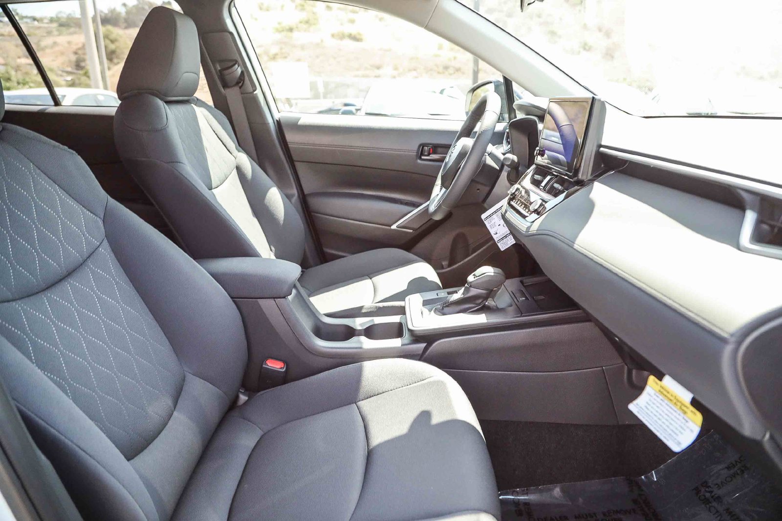 New 2026 Toyota Corolla Cross LE w/ Moonroof Package FWD image 17