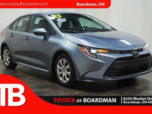 Used 2023 Toyota Corolla LE w/ Carpet Mat Package (TMS) FWD image 1