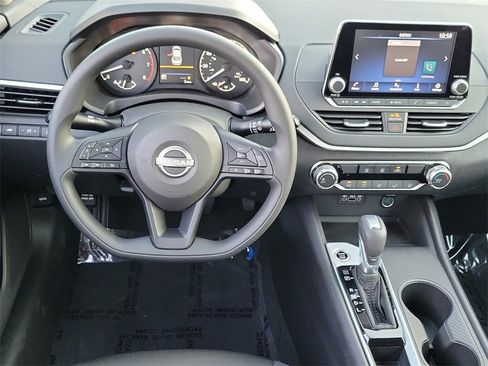 New 2025 Nissan Altima 2.5 S image 4