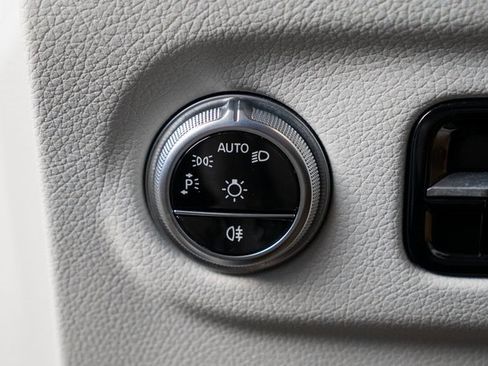 Certified 2023 Mercedes-Benz EQS 450+ SUV image 17