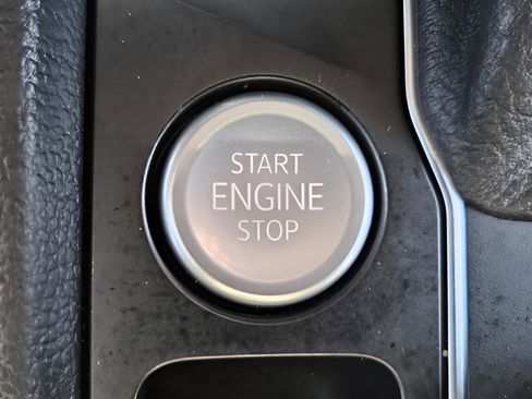 Used 2022 Volkswagen Atlas Cross Sport SEL R-Line w/ Cross Sport MDO Package image 26