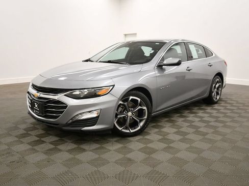 Used 2024 Chevrolet Malibu LT FWD image 2