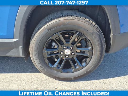 Used 2025 GMC Terrain Elevation image 10