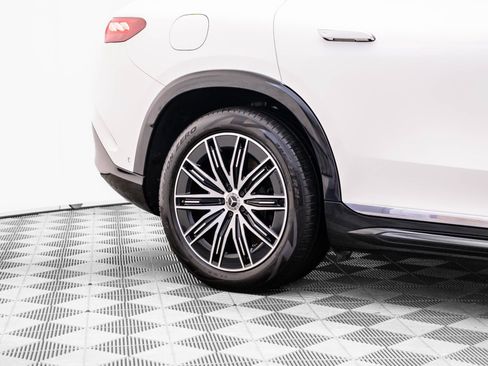 Used 2023 Mercedes-Benz EQS 580 4MATIC SUV image 43