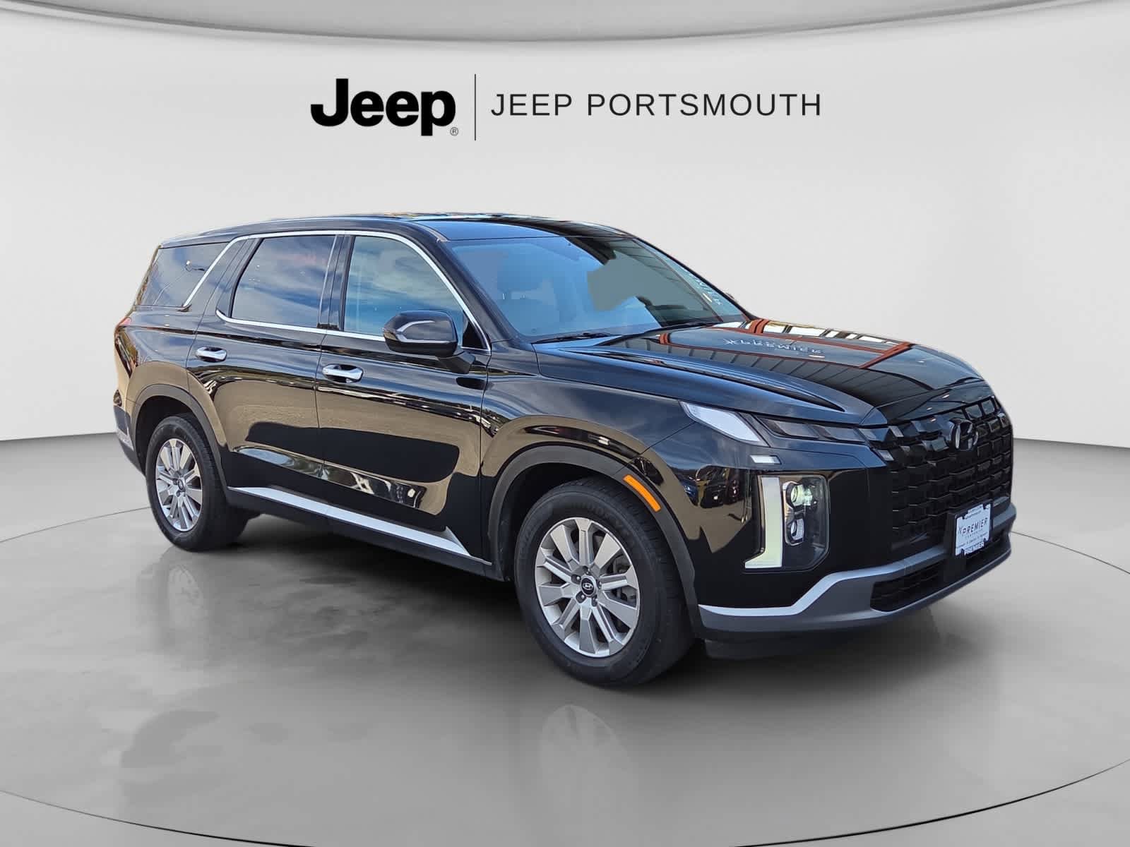 Used 2023 Hyundai Palisade SE AWD/4WD image 1