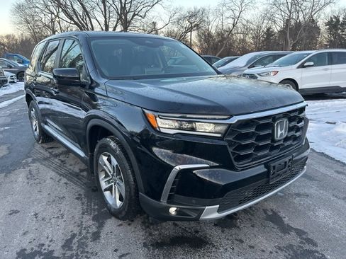 Certified 2024 Honda Pilot EX-L image 3