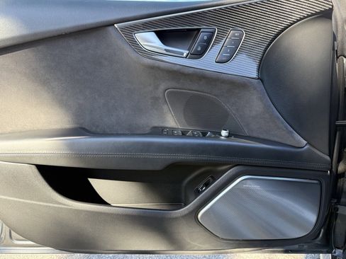 Used 2017 Audi RS 7 Performance image 43